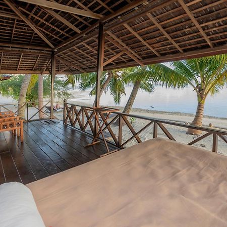 Nunukan Island Resort Maratua Island エクステリア 写真