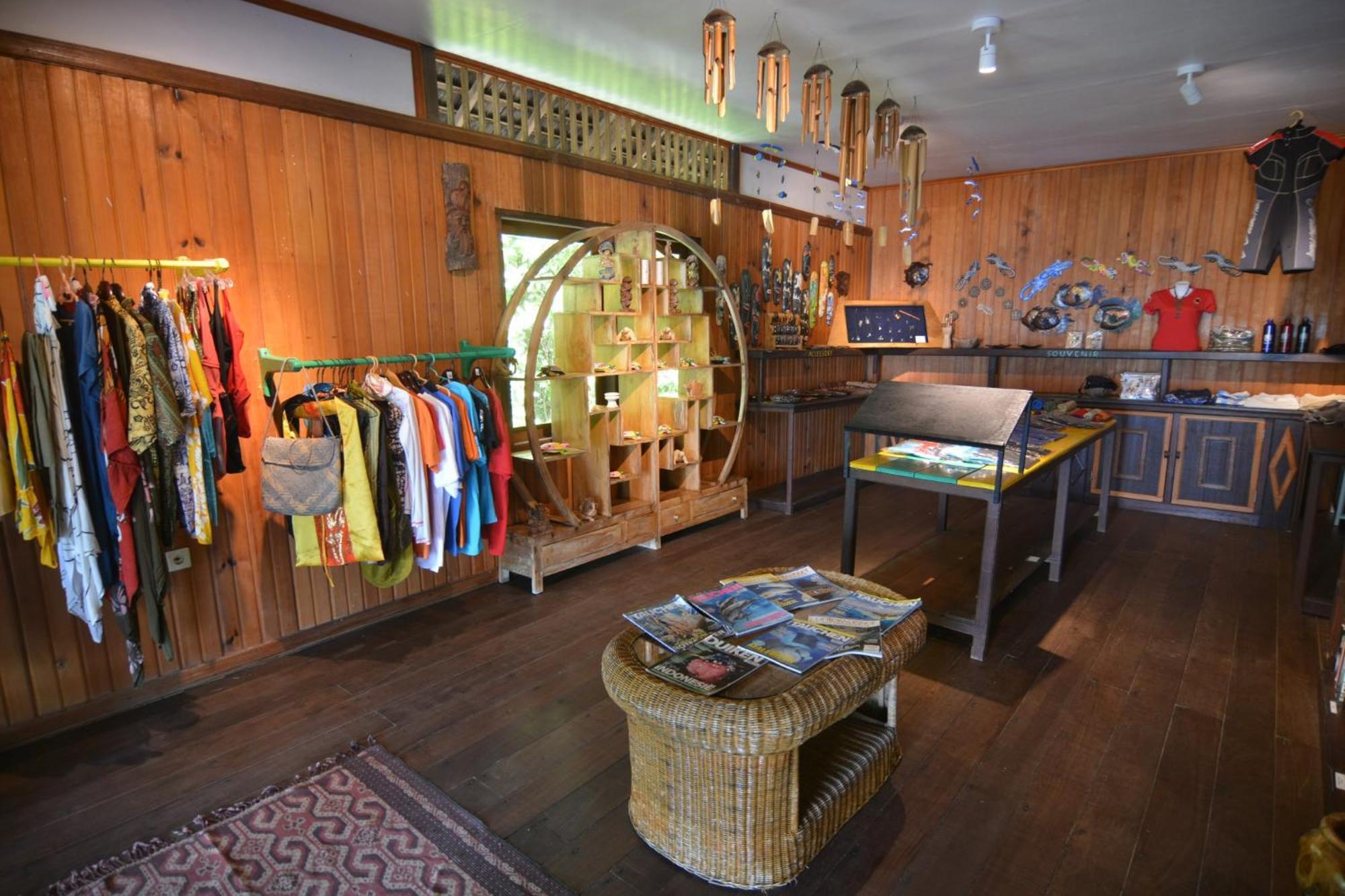 Nunukan Island Resort Maratua Island エクステリア 写真