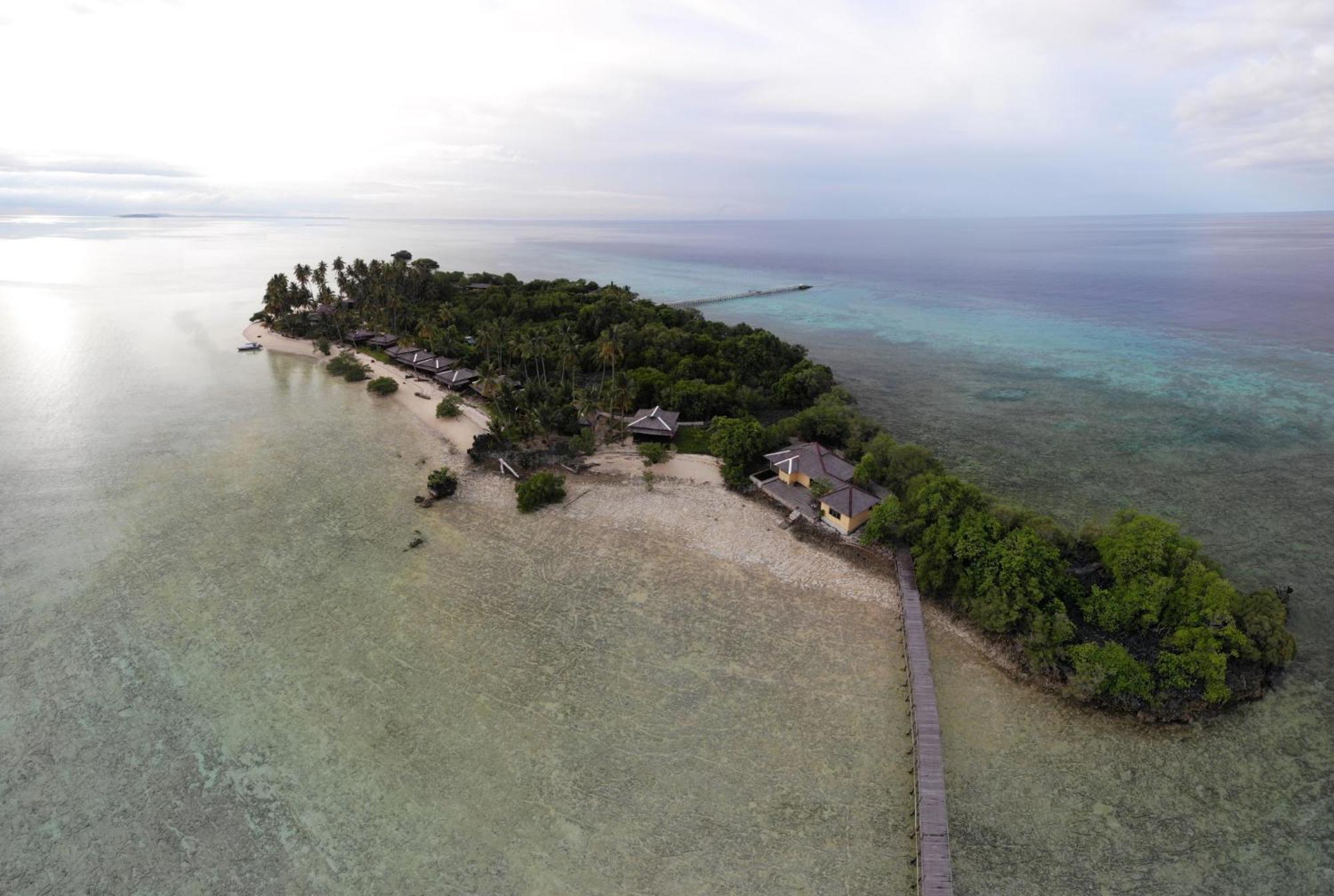 Nunukan Island Resort Maratua Island エクステリア 写真