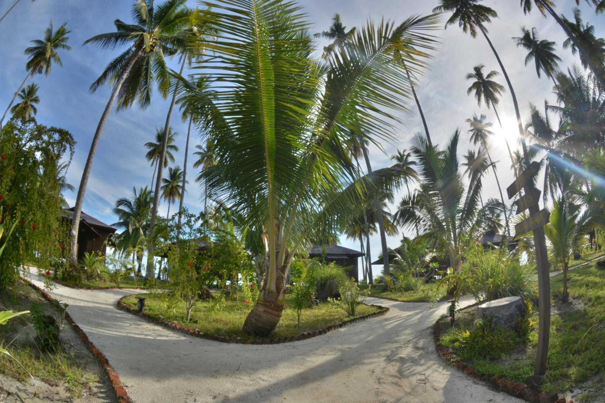 Nunukan Island Resort Maratua Island エクステリア 写真