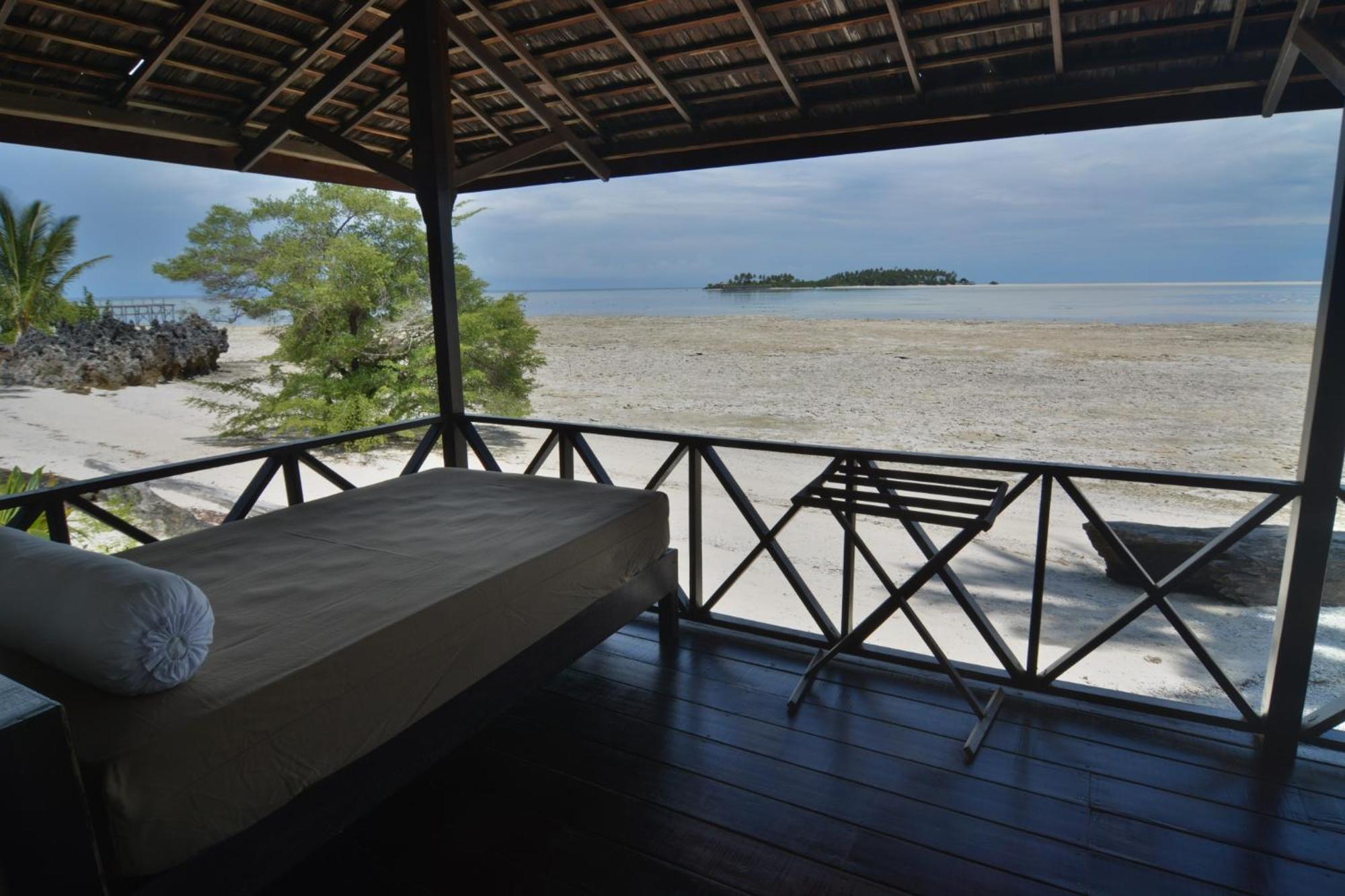 Nunukan Island Resort Maratua Island エクステリア 写真