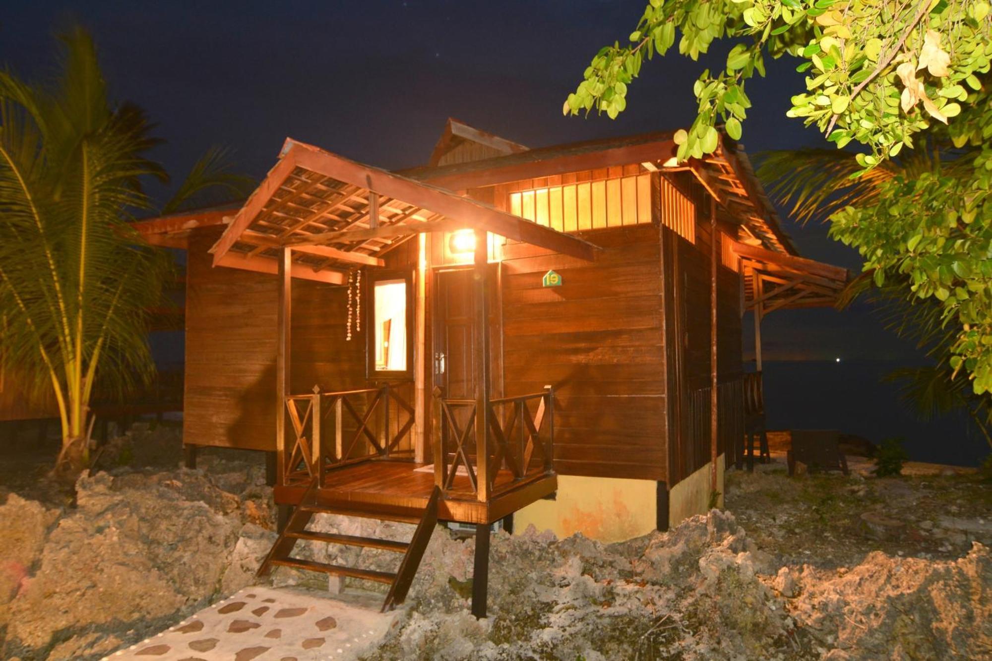 Nunukan Island Resort Maratua Island エクステリア 写真