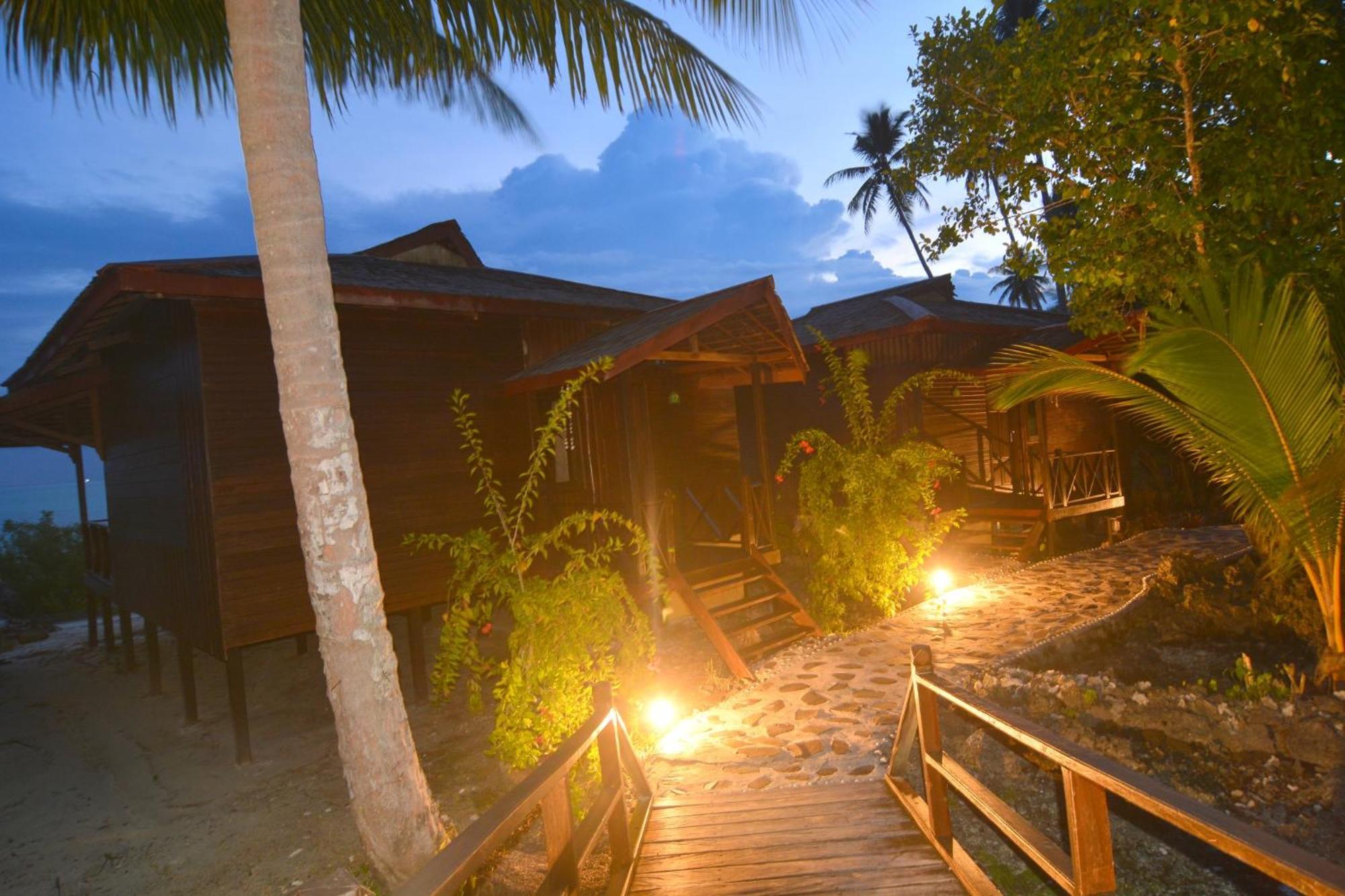 Nunukan Island Resort Maratua Island エクステリア 写真