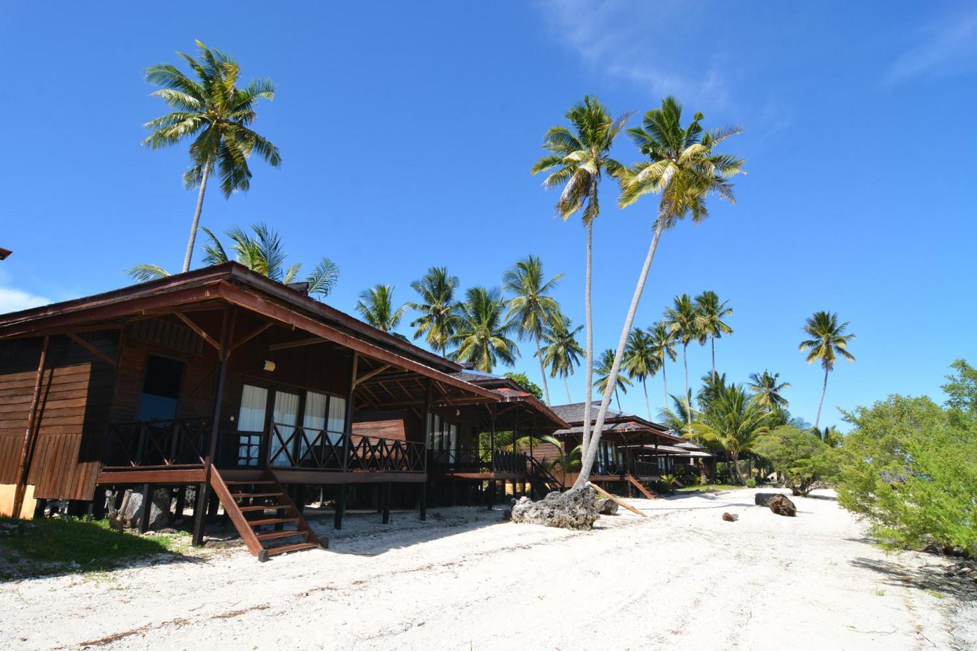 Nunukan Island Resort Maratua Island エクステリア 写真