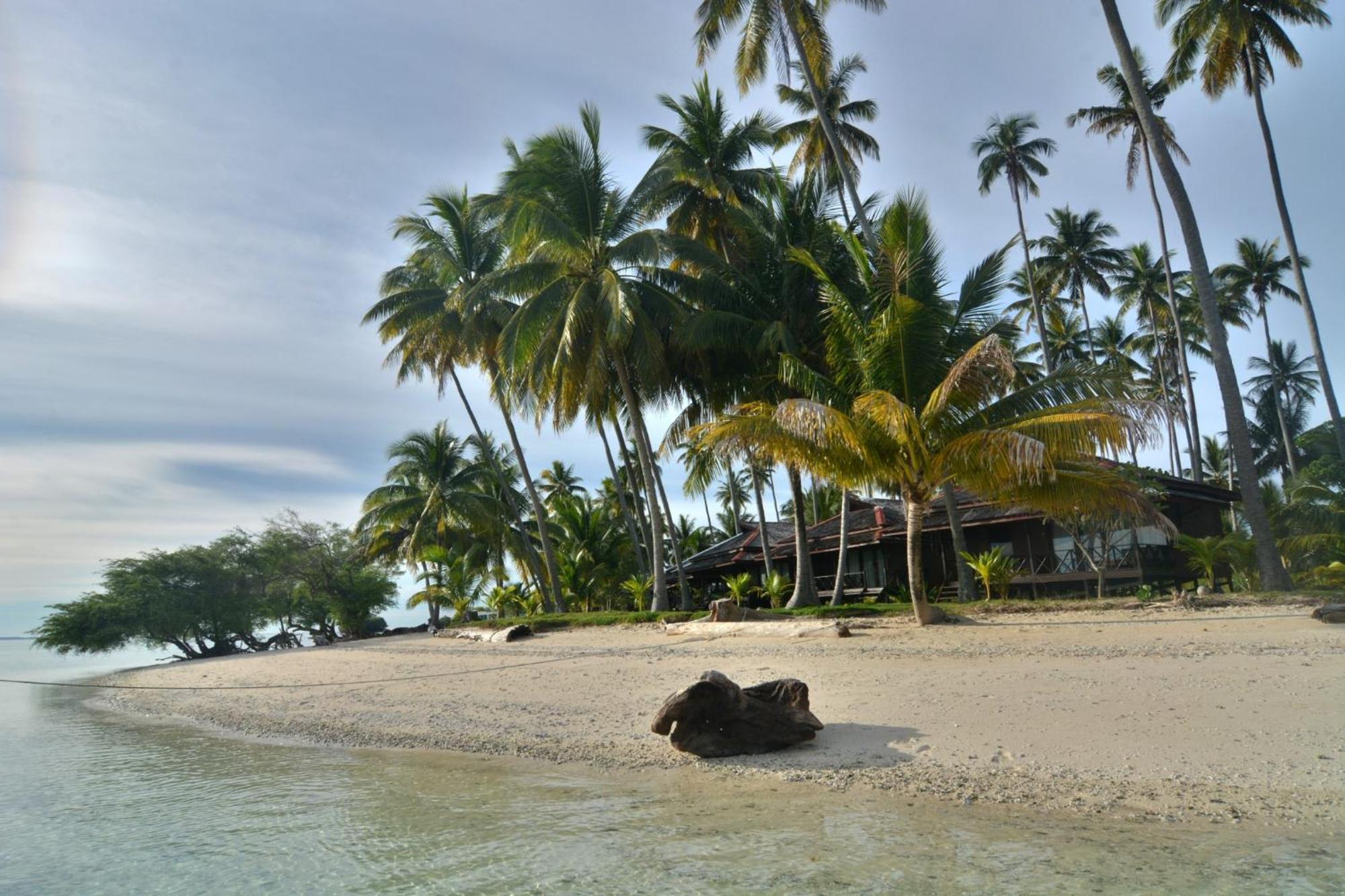 Nunukan Island Resort Maratua Island エクステリア 写真