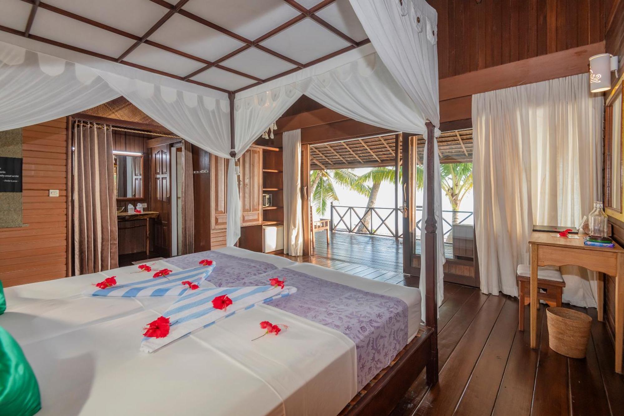Nunukan Island Resort Maratua Island エクステリア 写真
