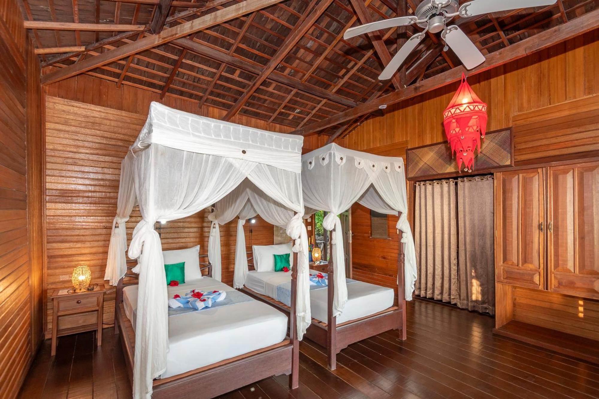 Nunukan Island Resort Maratua Island エクステリア 写真