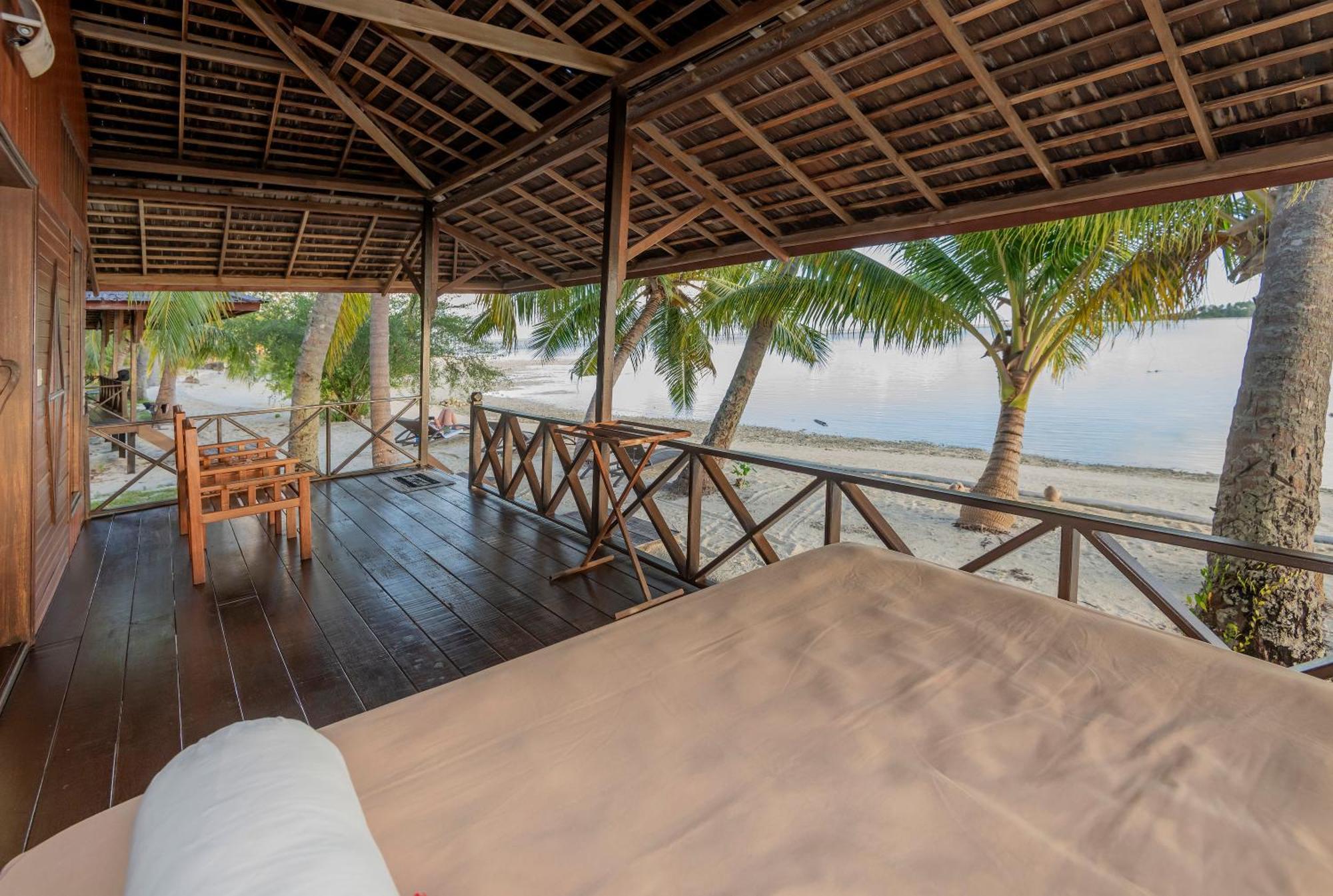 Nunukan Island Resort Maratua Island エクステリア 写真